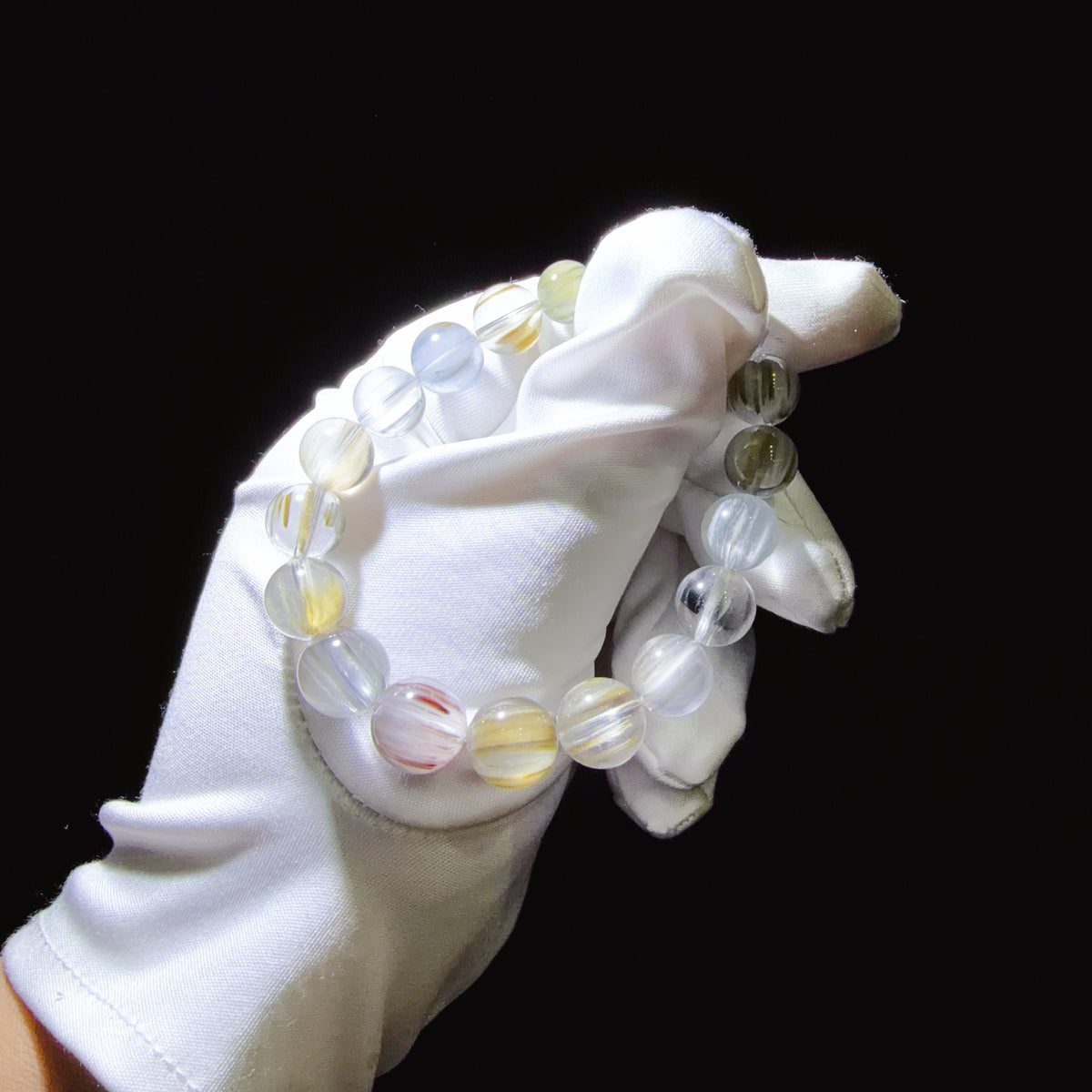 Multicolour Fibrous Inclusion Quartz Collector Bracelet 8–12 mm