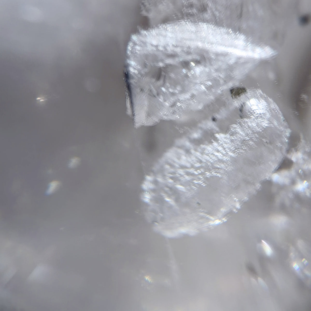 Quartz Enhydro Bead 24.2 mm