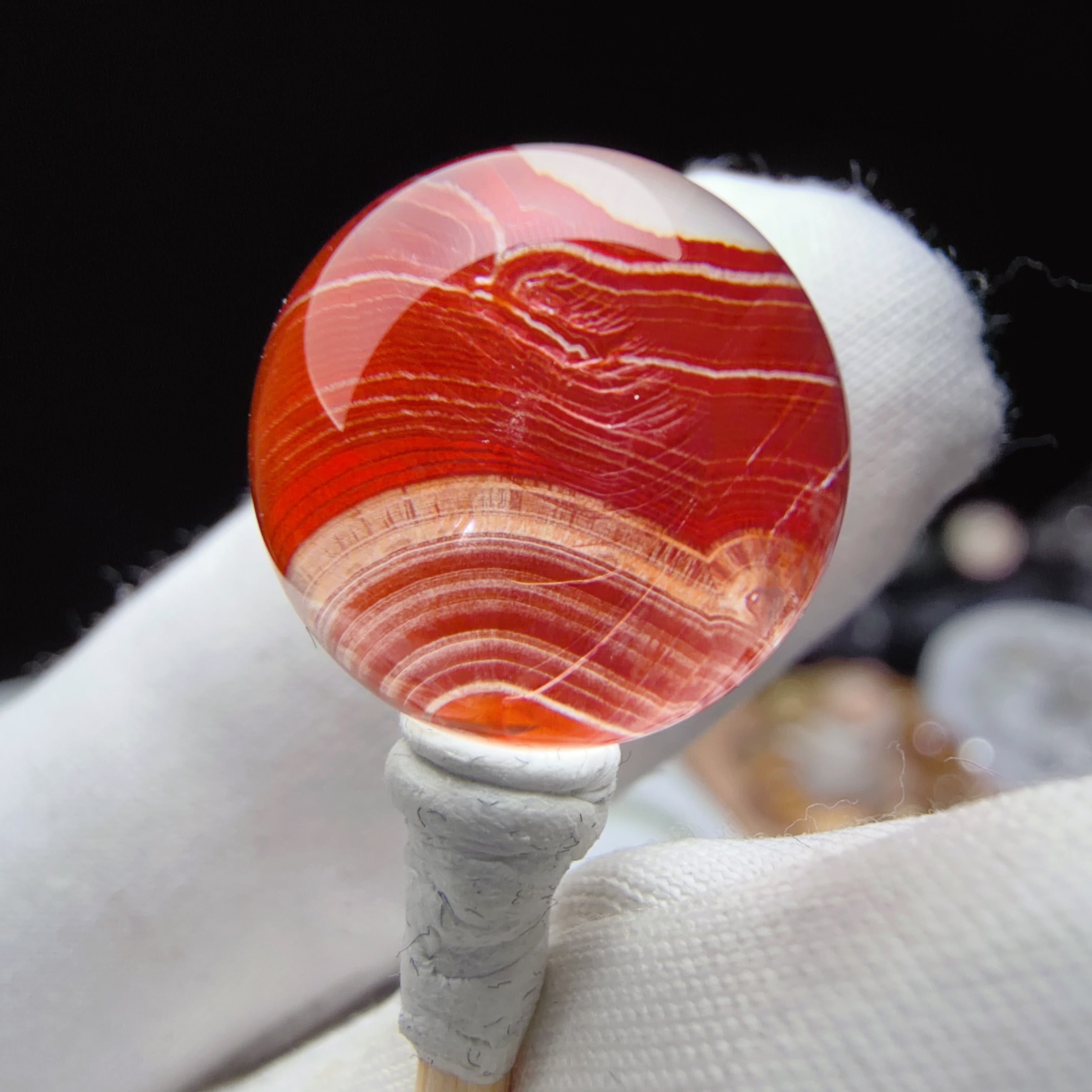 Quartz Bead with Banded Flower-like Inclusions 14.4 mm