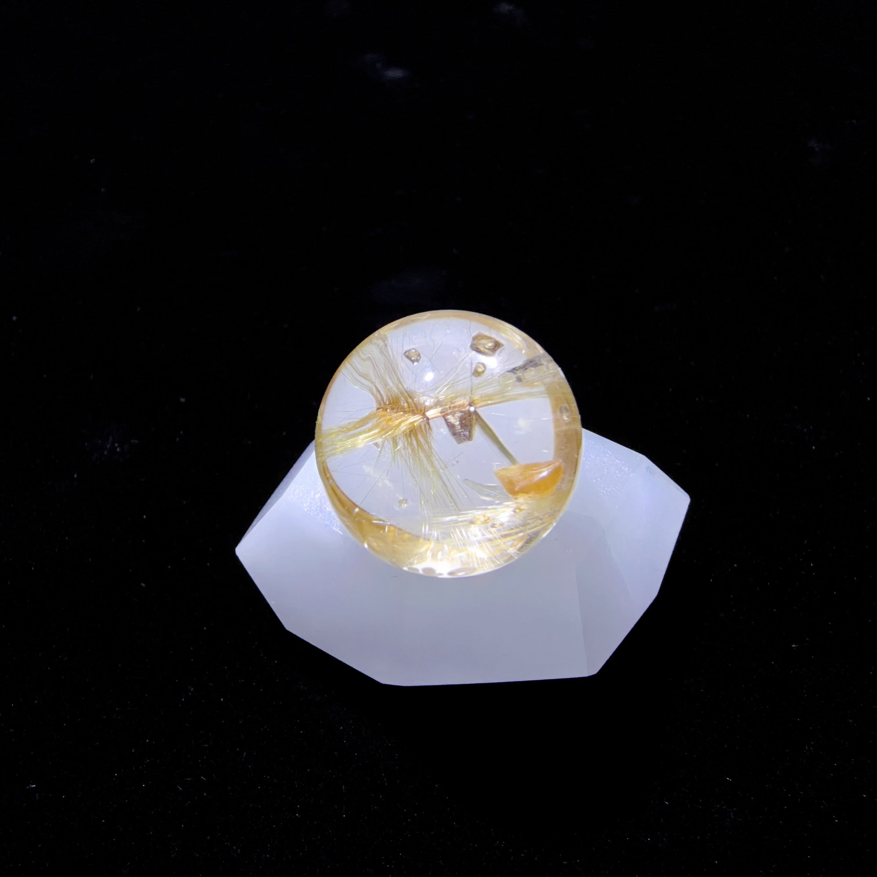 Quartz Cabochon with Cross-shaped Golden Inclusions and Anatase