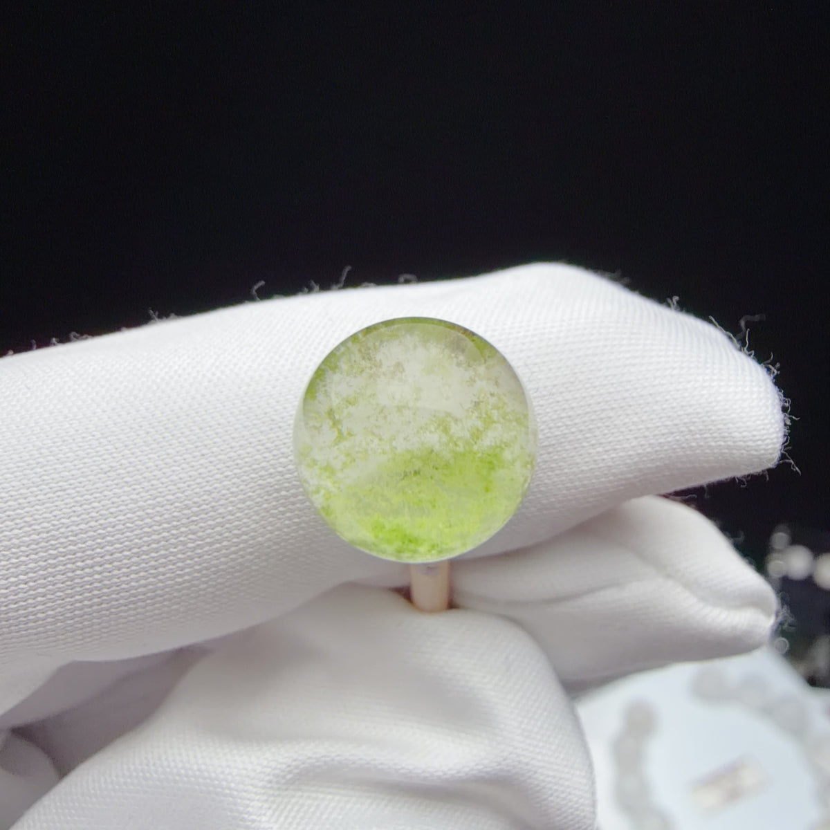 Moss Phantom Quartz Bead 10.3 mm