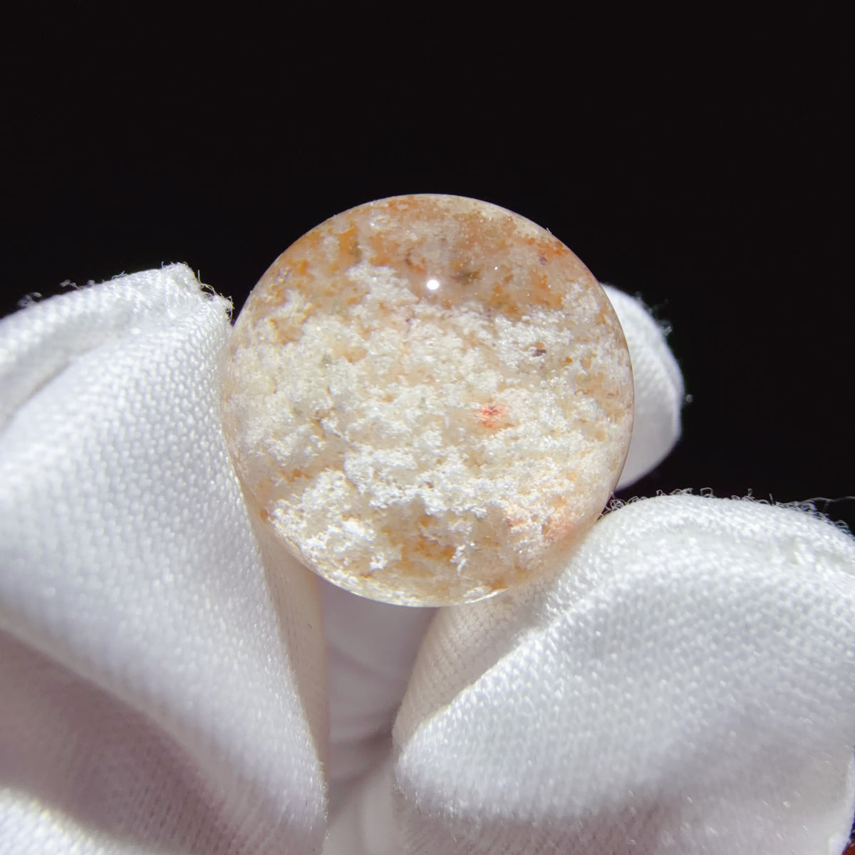 Pale Orange Phantom Quartz Bead 14.9 mm