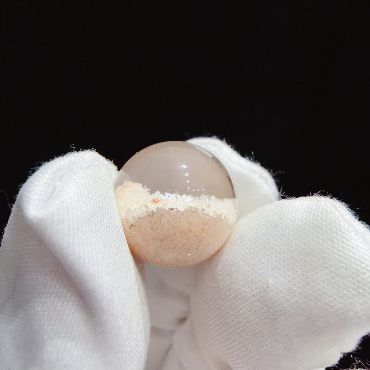 Quartz Bead with Bowl-shaped Phantom Growth 14.9 mm