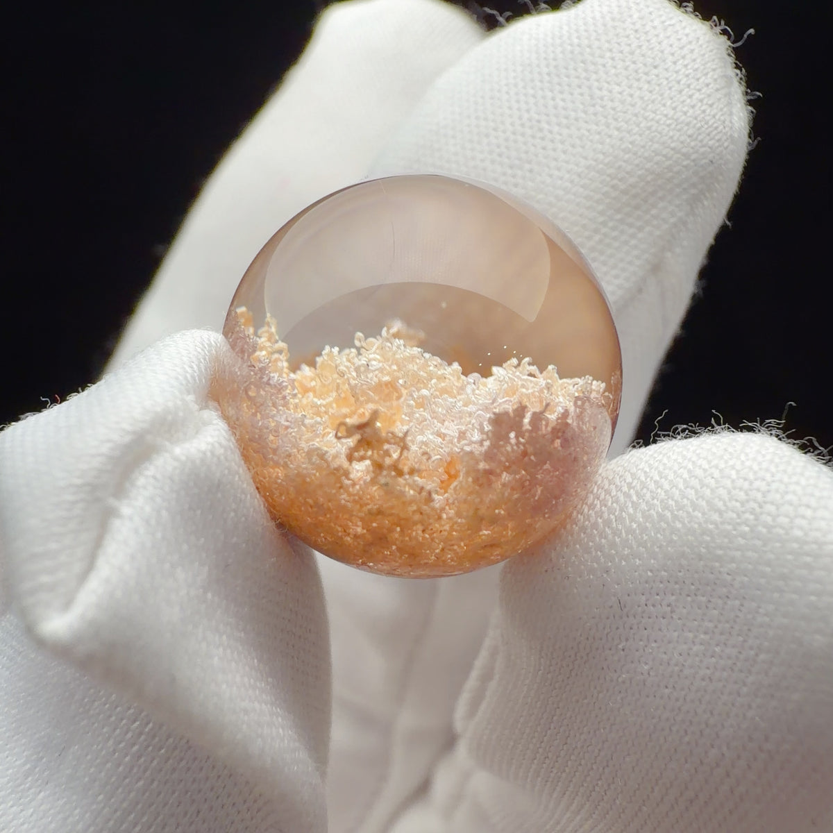 Quartz Bead with Bowl-shaped Phantom Growth 15.9 mm