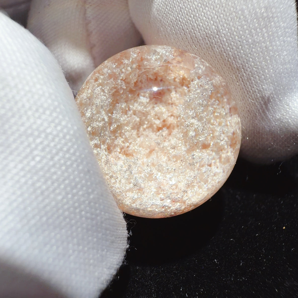 Quartz Bead with Bowl-shaped Phantom Growth 17.5 mm
