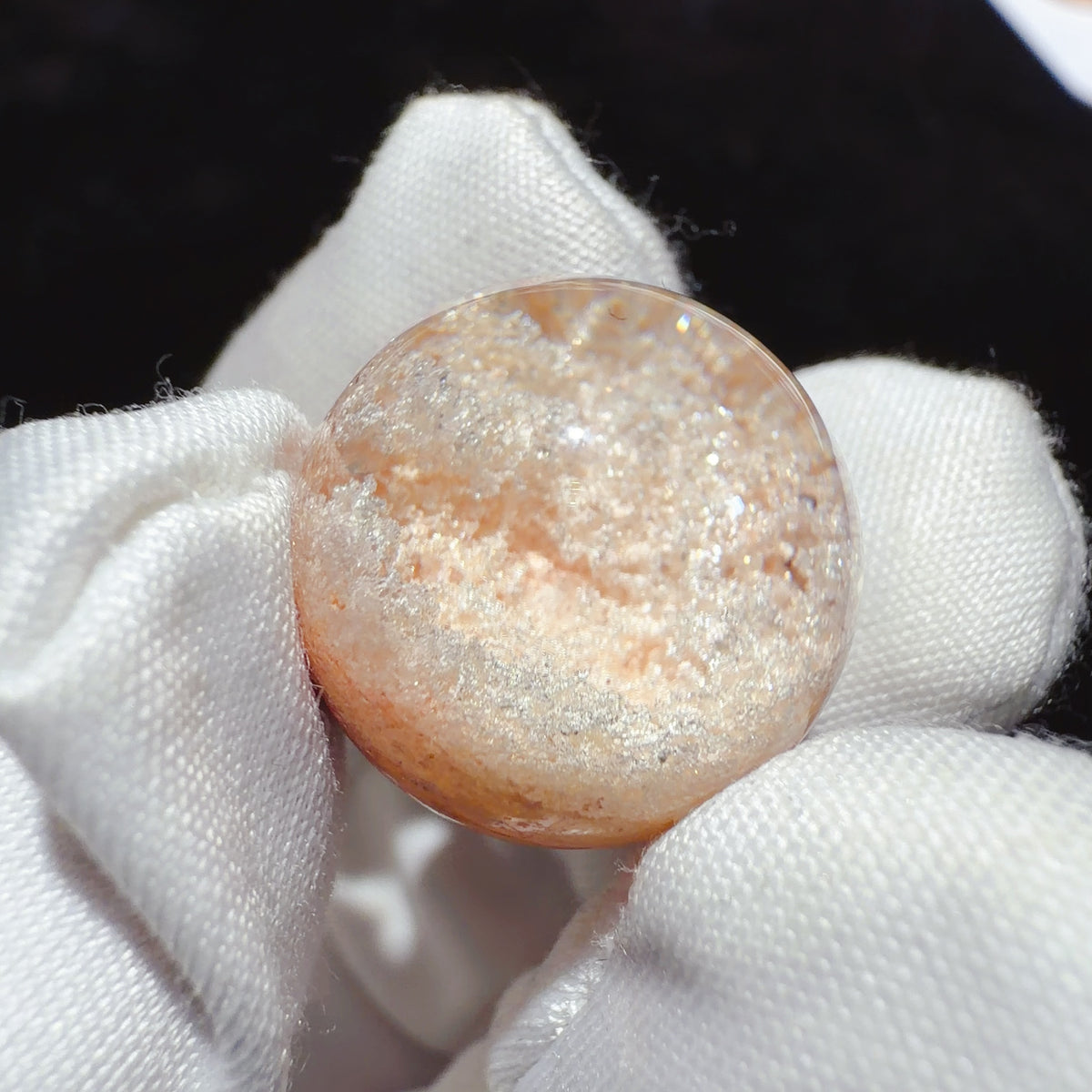 Quartz Bead with Bowl-shaped Phantom Growth 17.5 mm