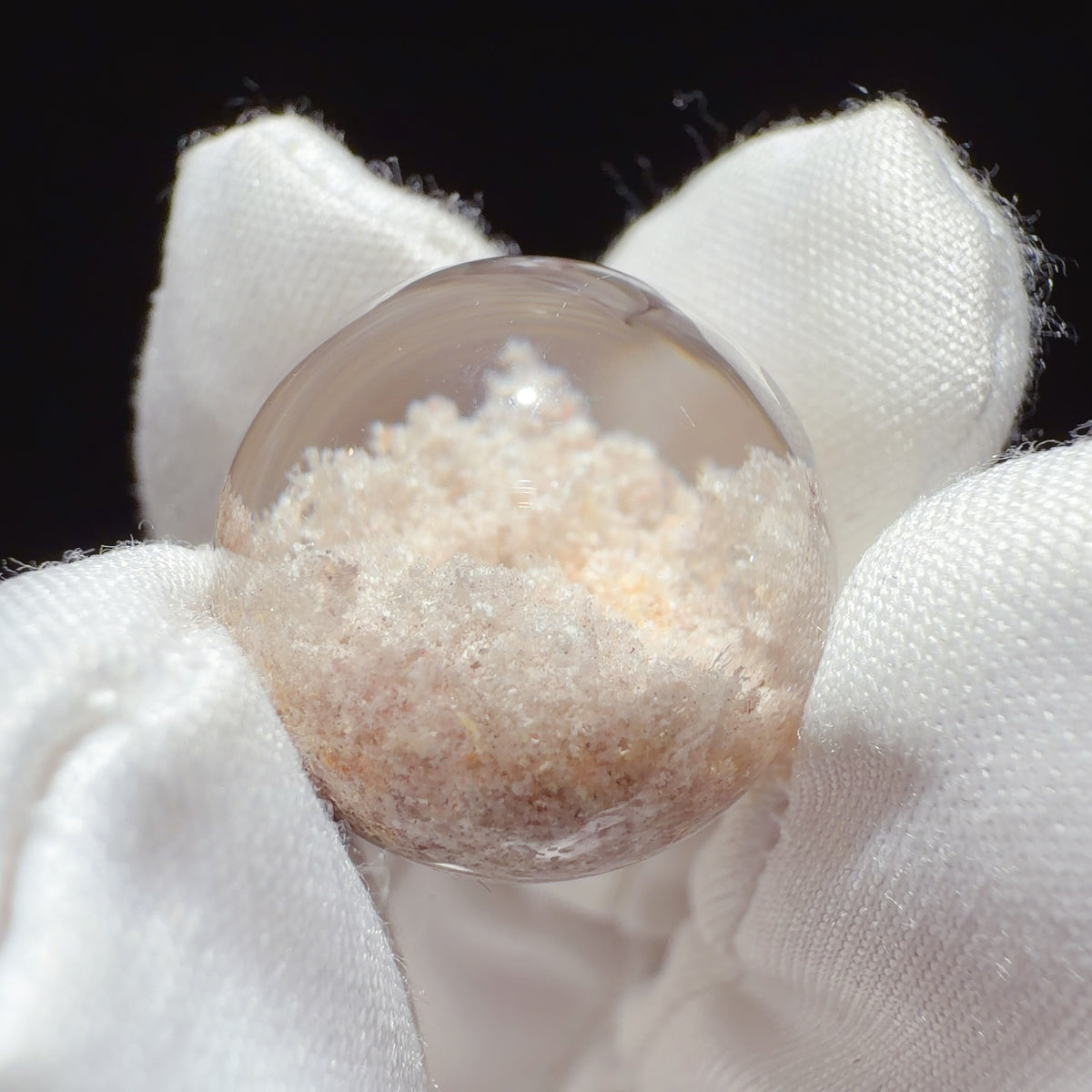 Quartz Bead with Bowl-shaped Phantom Growth 18.9 mm