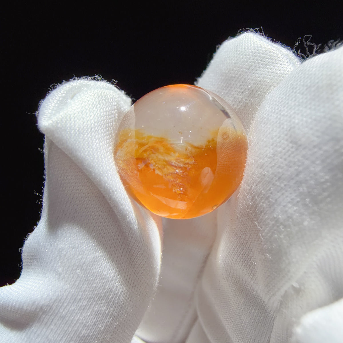 Quartz Bead with Iron Oxide Inclusions 15.9 mm