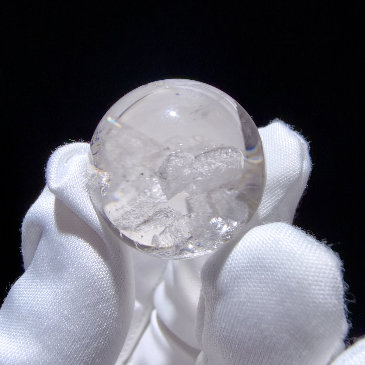 Quartz Enhydro Bead 24.2 mm