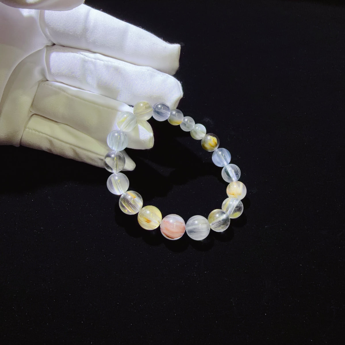Multicolour Fibrous Inclusion Quartz Collector Bracelet 8–12 mm