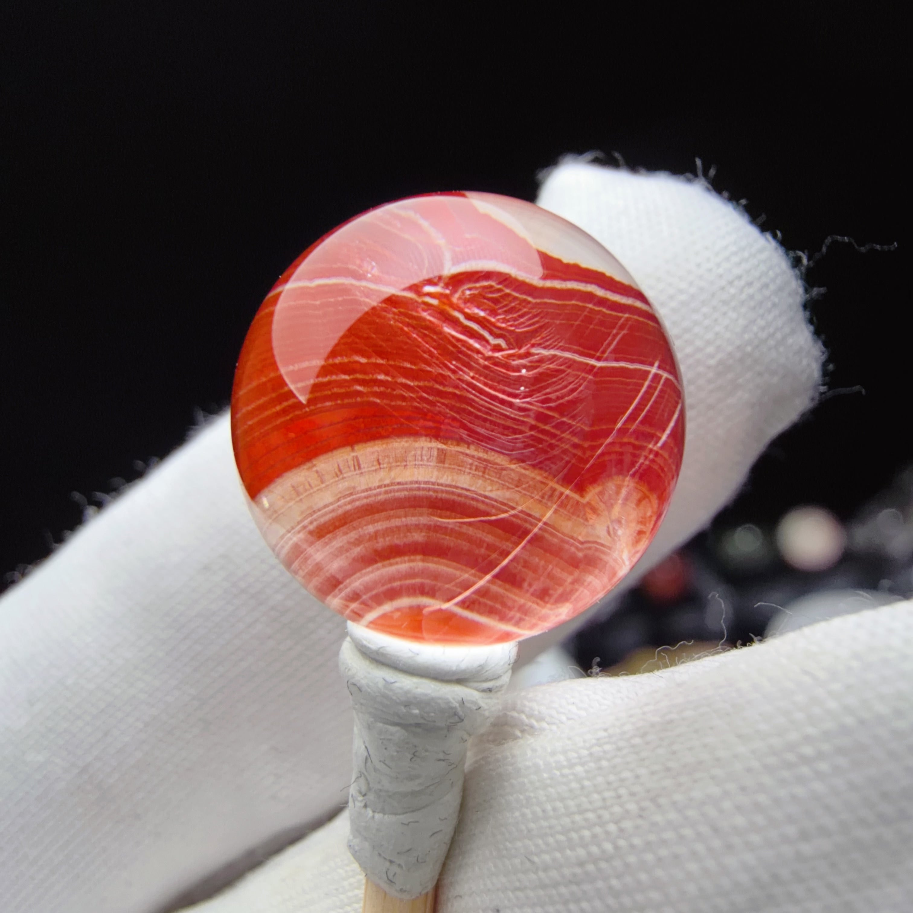 Quartz Bead with Banded Flower-like Inclusions 14.4 mm