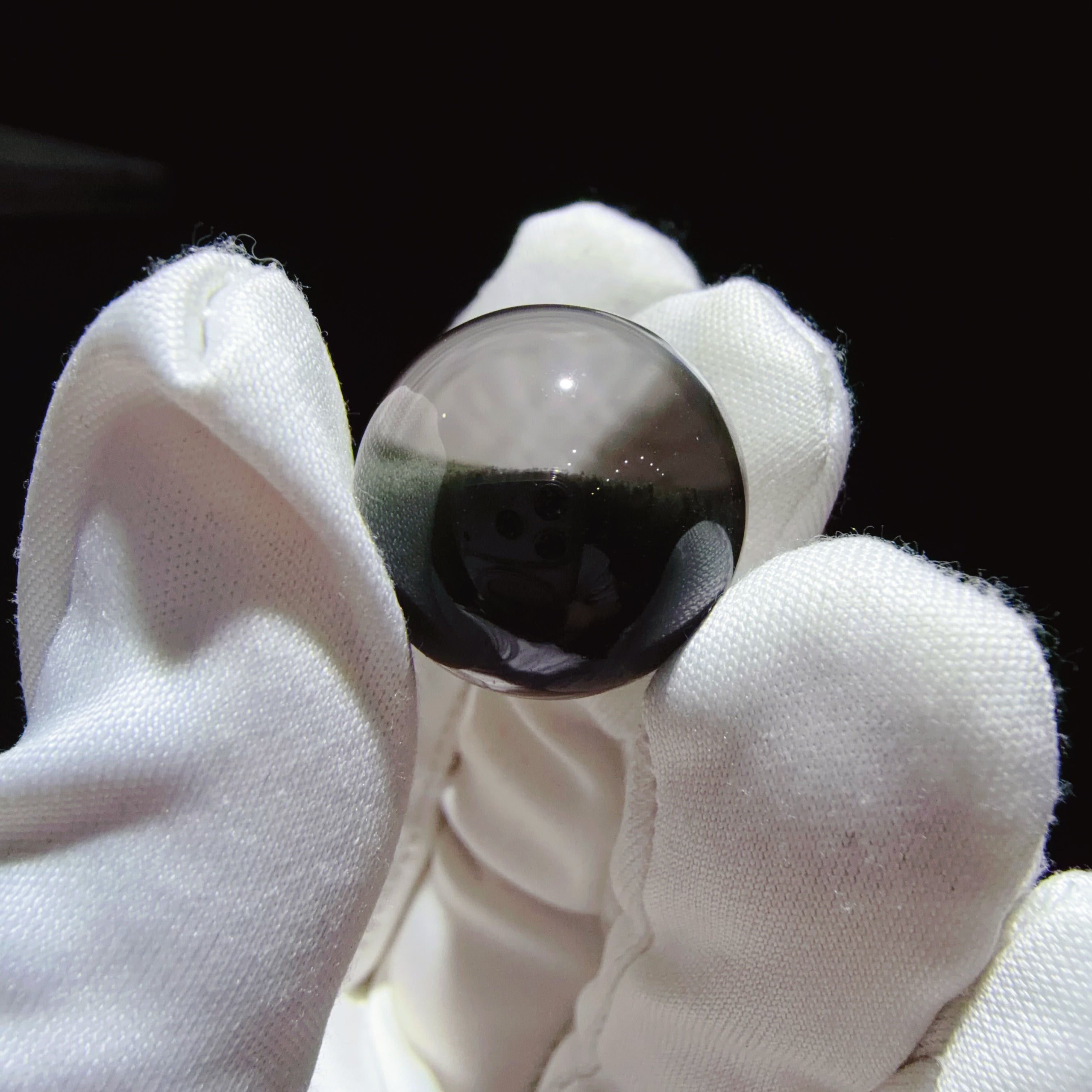 Quartz Bead with Dark Green Phantom Basin