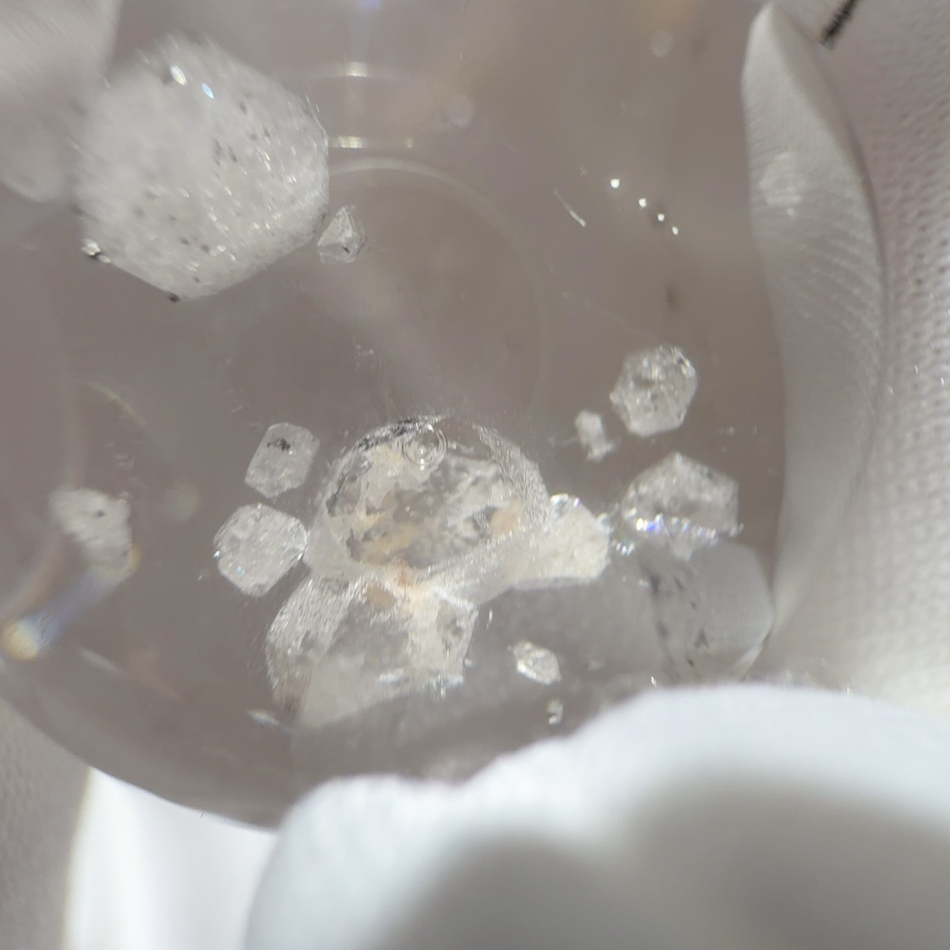Quartz Bead with Mobile Fluid Inclusion