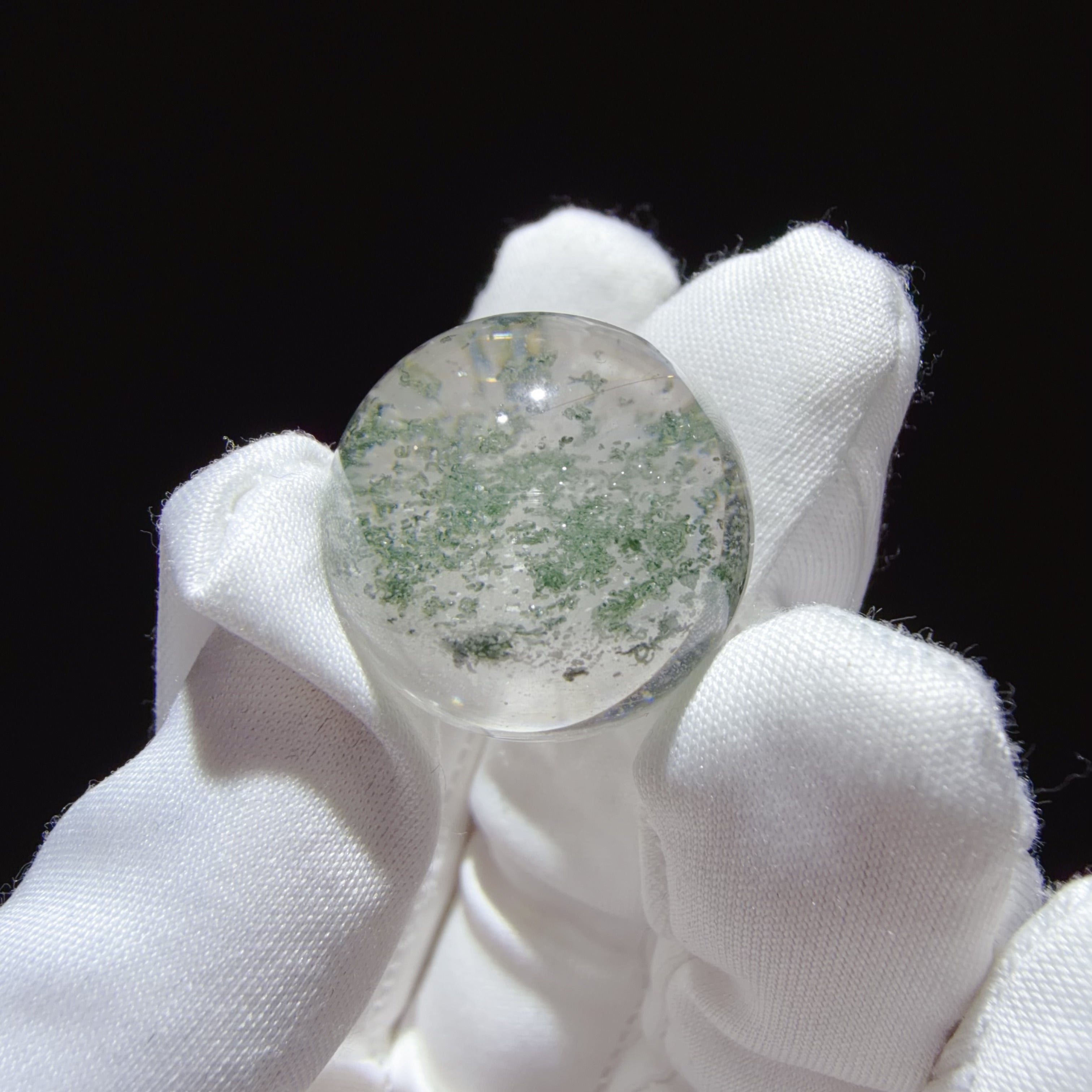Quartz Bead with Green and White Phantom Inclusions 21.3 mm
