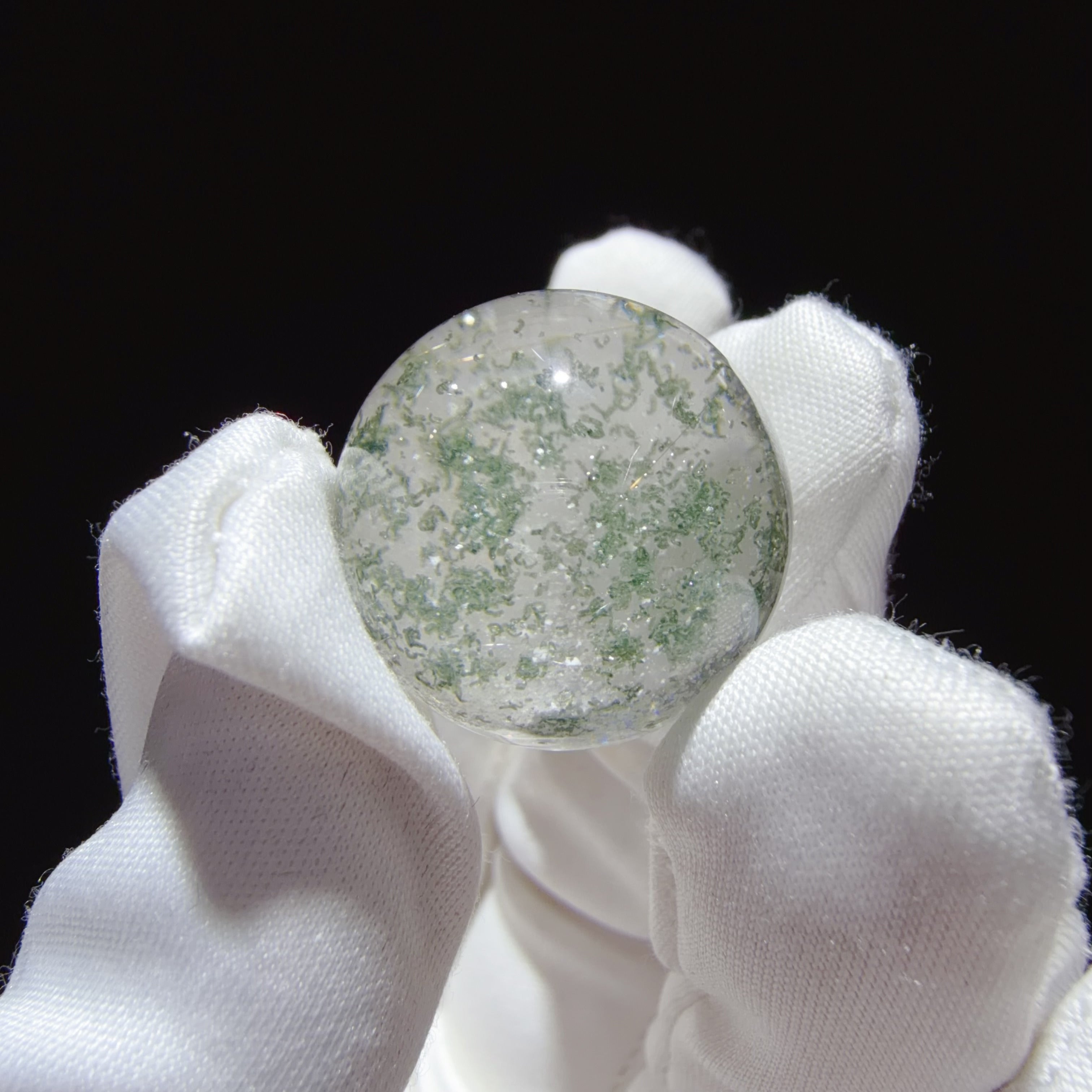 Quartz Bead with Green and White Phantom Inclusions 21.3 mm