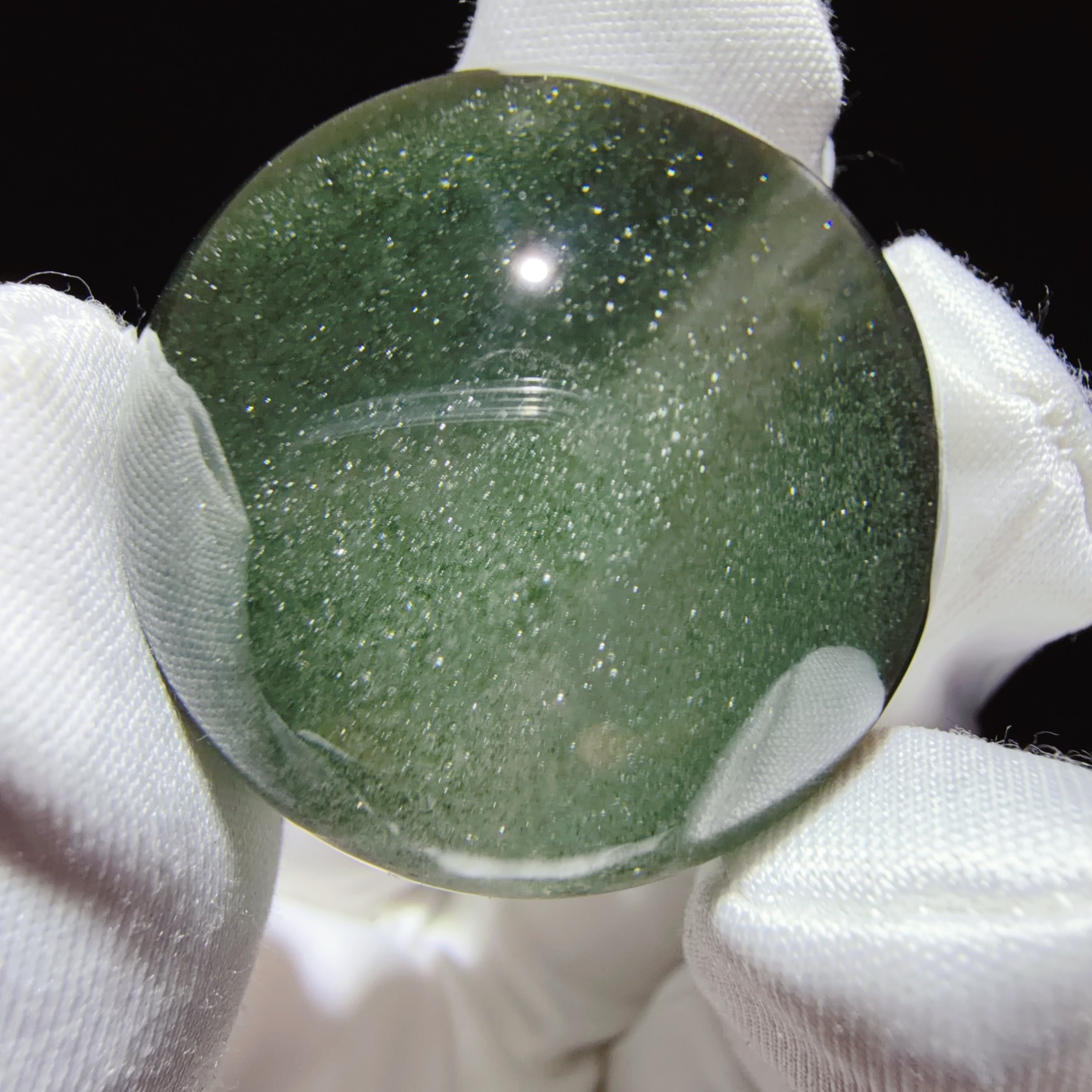 Quartz Sphere with Layered Green Phantom Basin