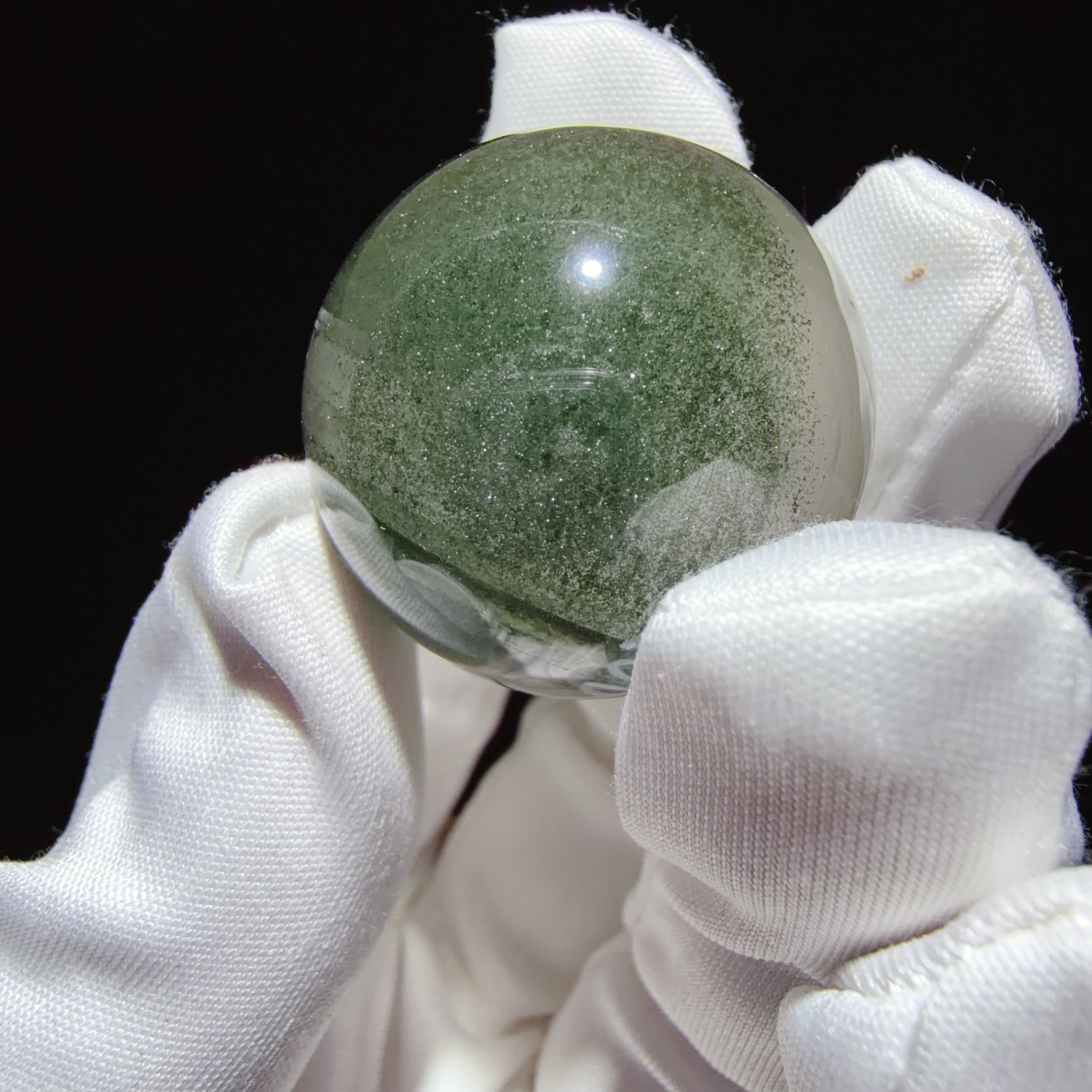 Quartz Sphere with Layered Green Phantom Basin