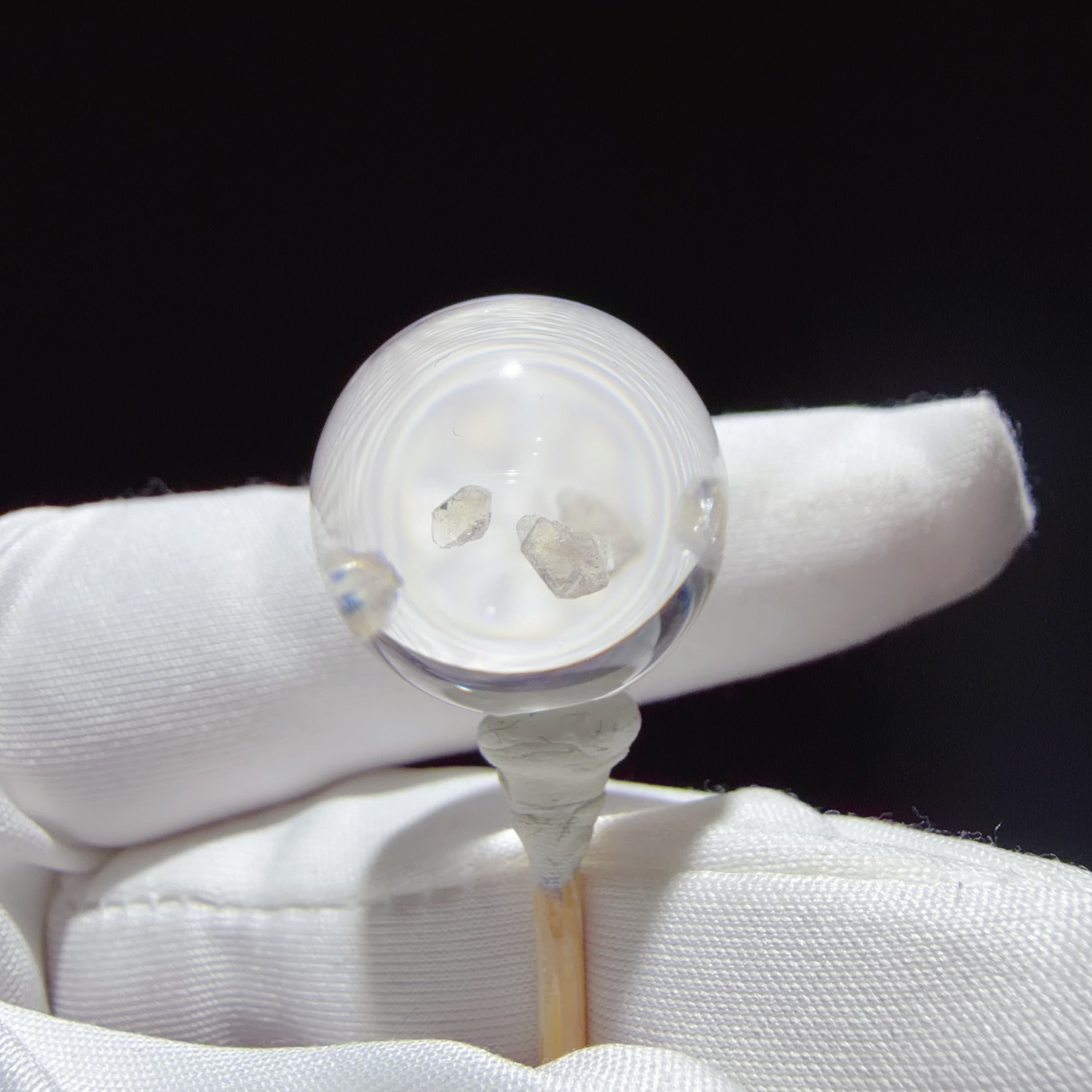 Quartz Bead with Aligned Calcite Inclusions