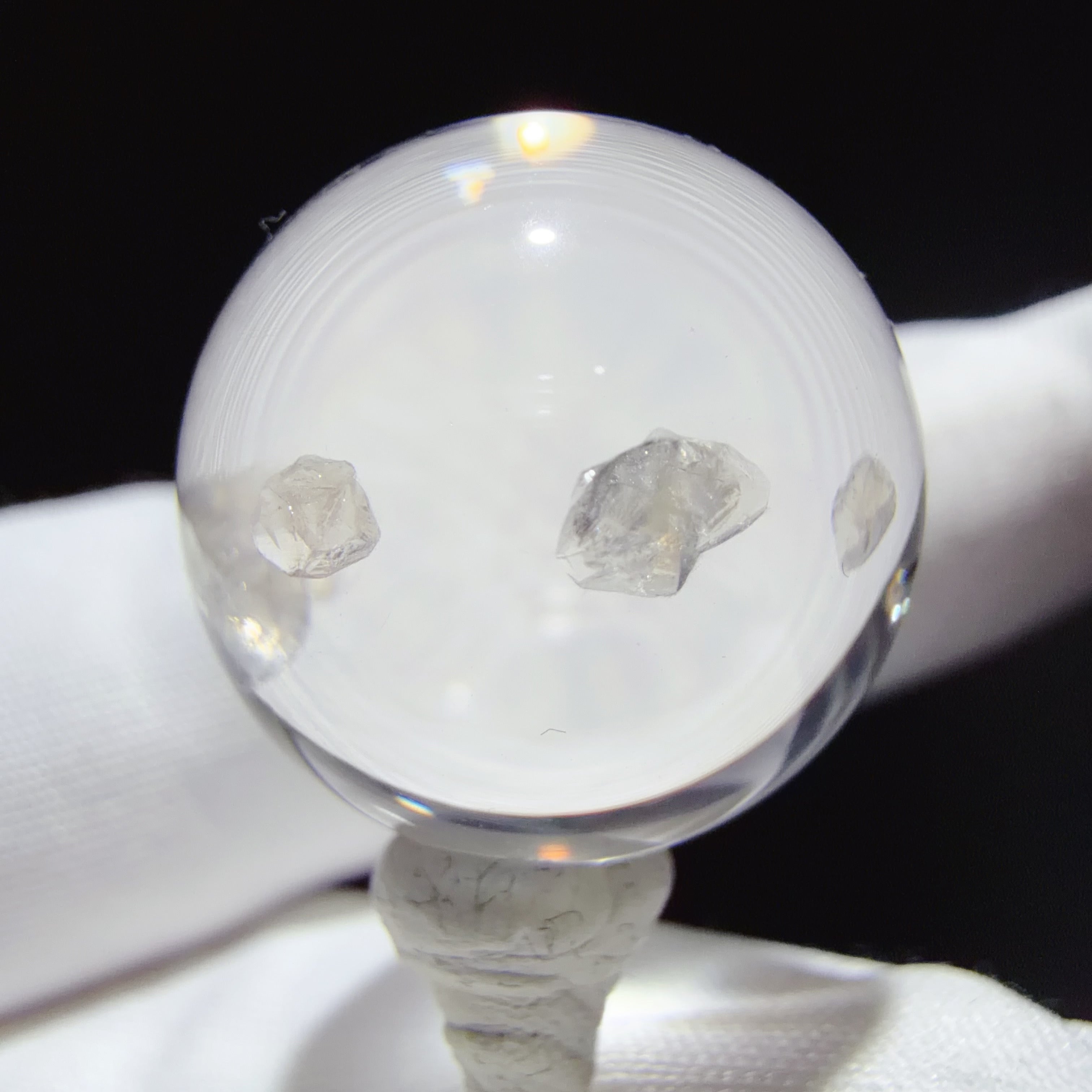Quartz Bead with Aligned Calcite Inclusions