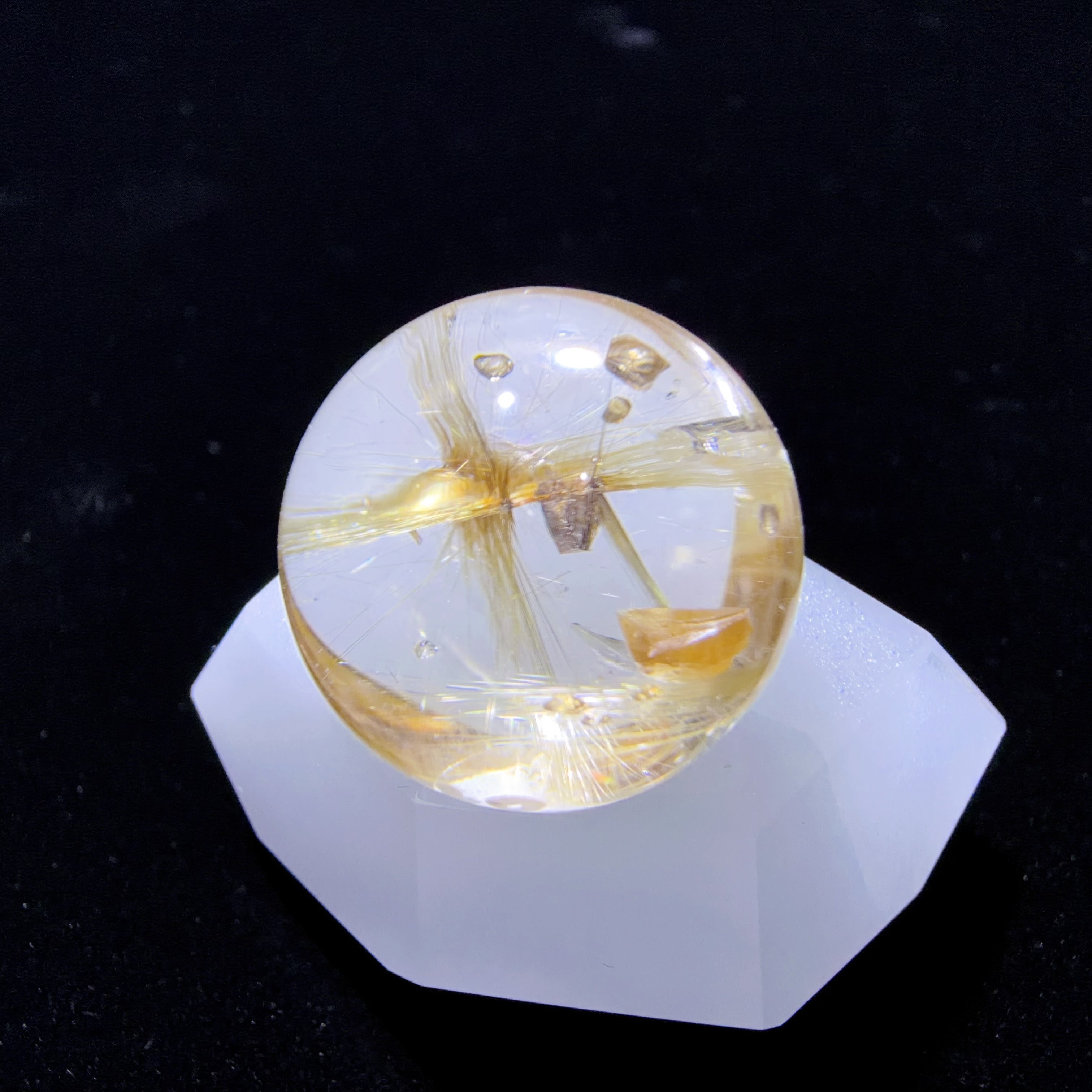 Quartz Cabochon with Cross-shaped Golden Inclusions and Anatase