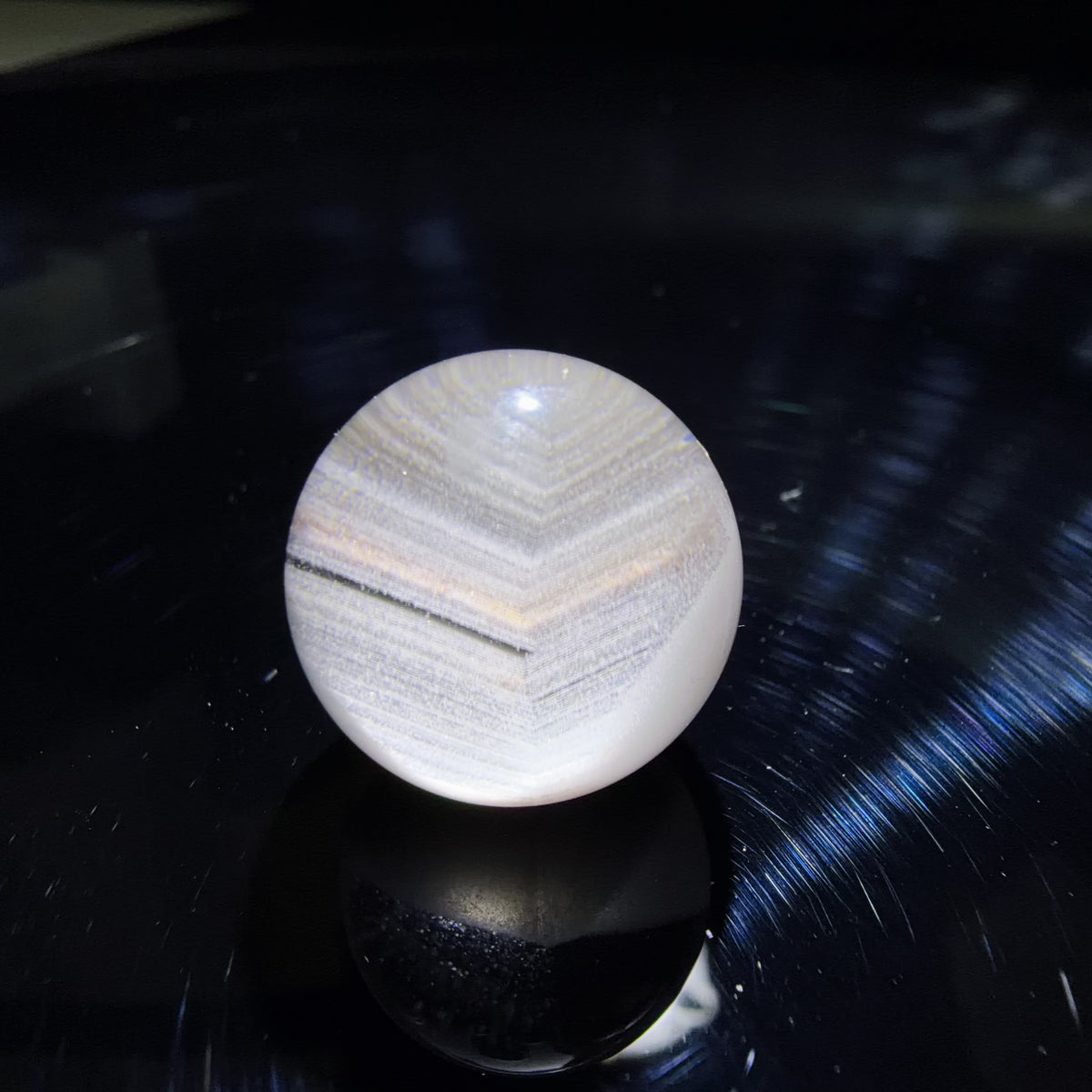 Quartz Bead with Bowl-shaped Phantom Growth 18.3 mm