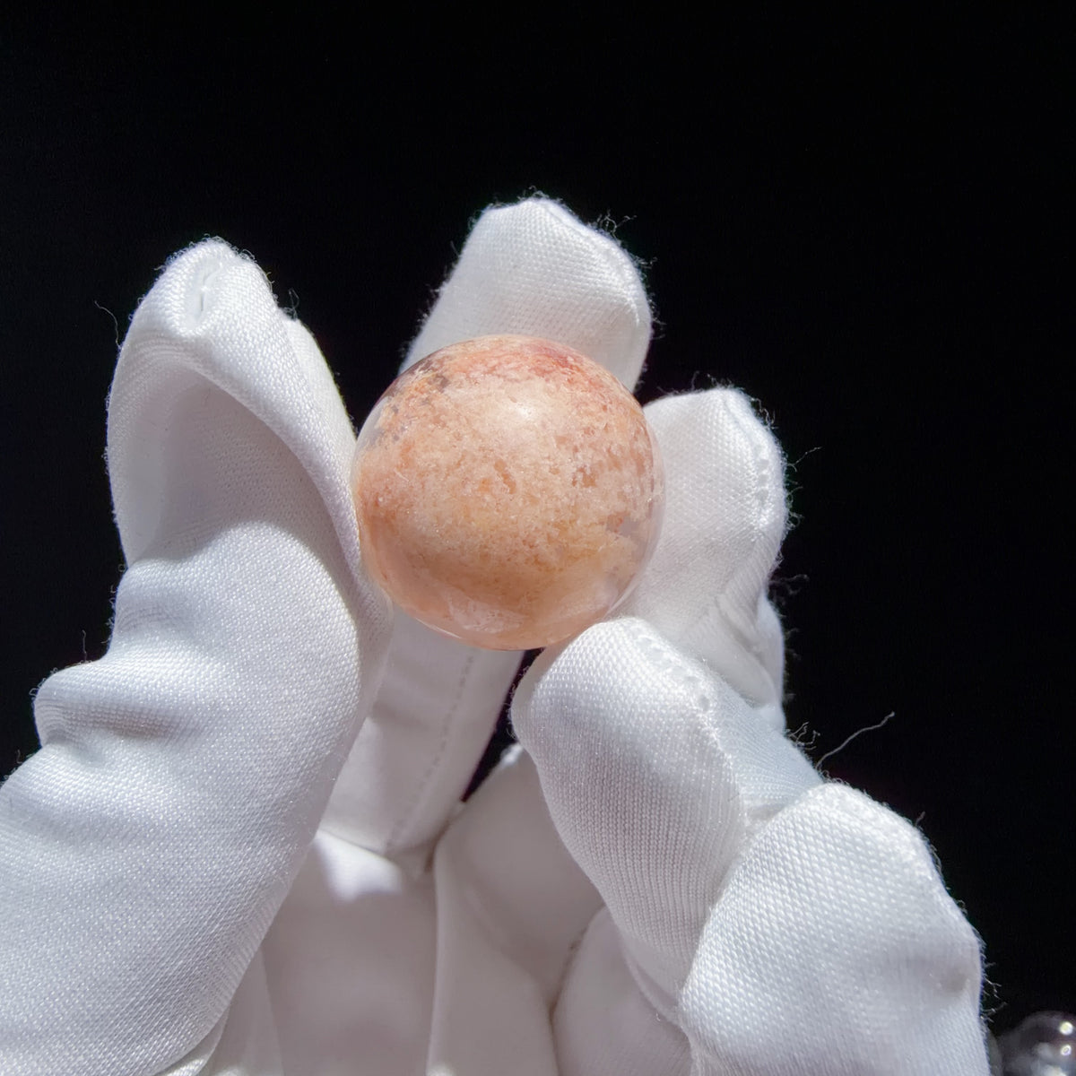 Quartz Bead with Bowl-shaped Phantom Growth 20.4 mm