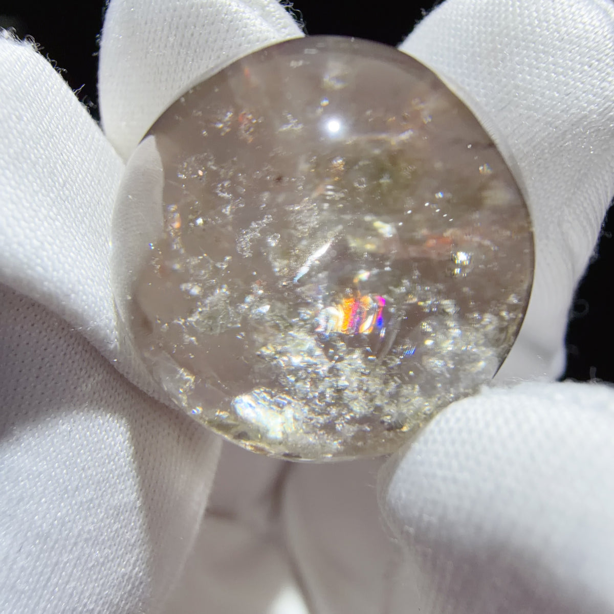 Quartz Bead with Green Mica Inclusions 20.6 mm