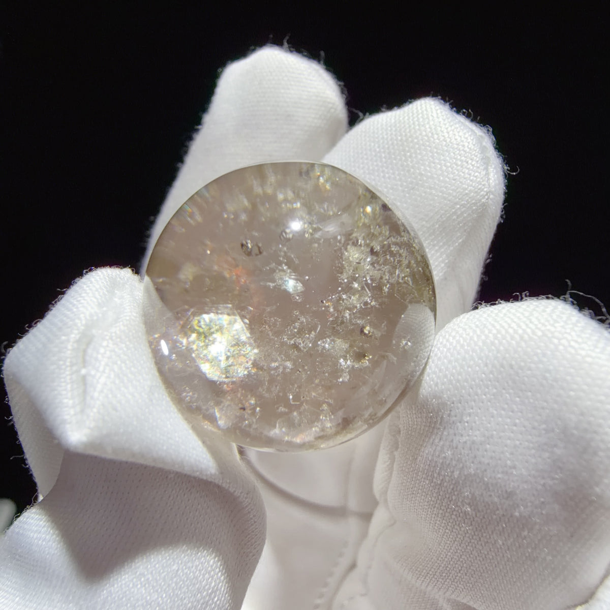 Quartz Bead with Green Mica Inclusions 20.6 mm